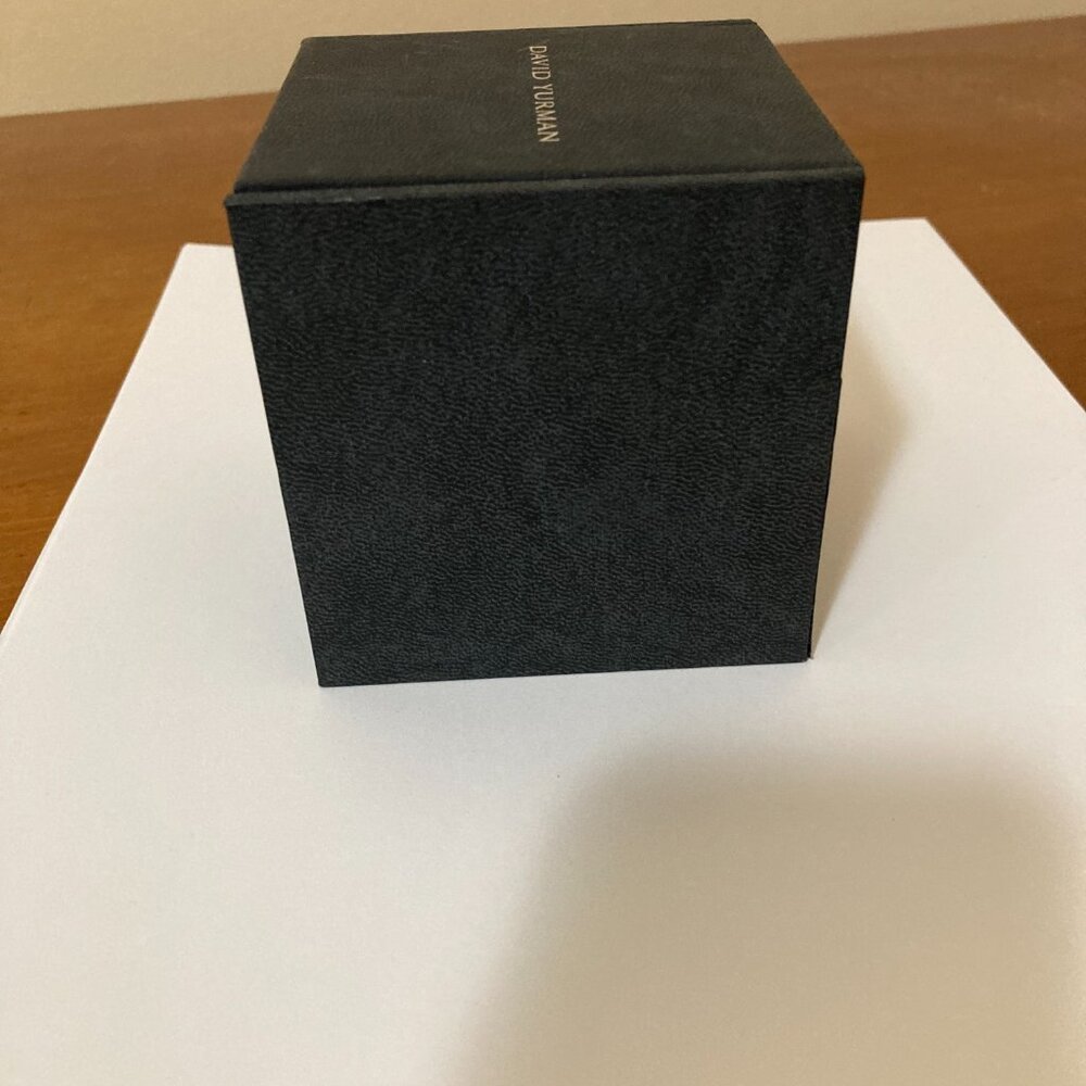 David Yurman Earring Box Empty - Picture 6 of 10
